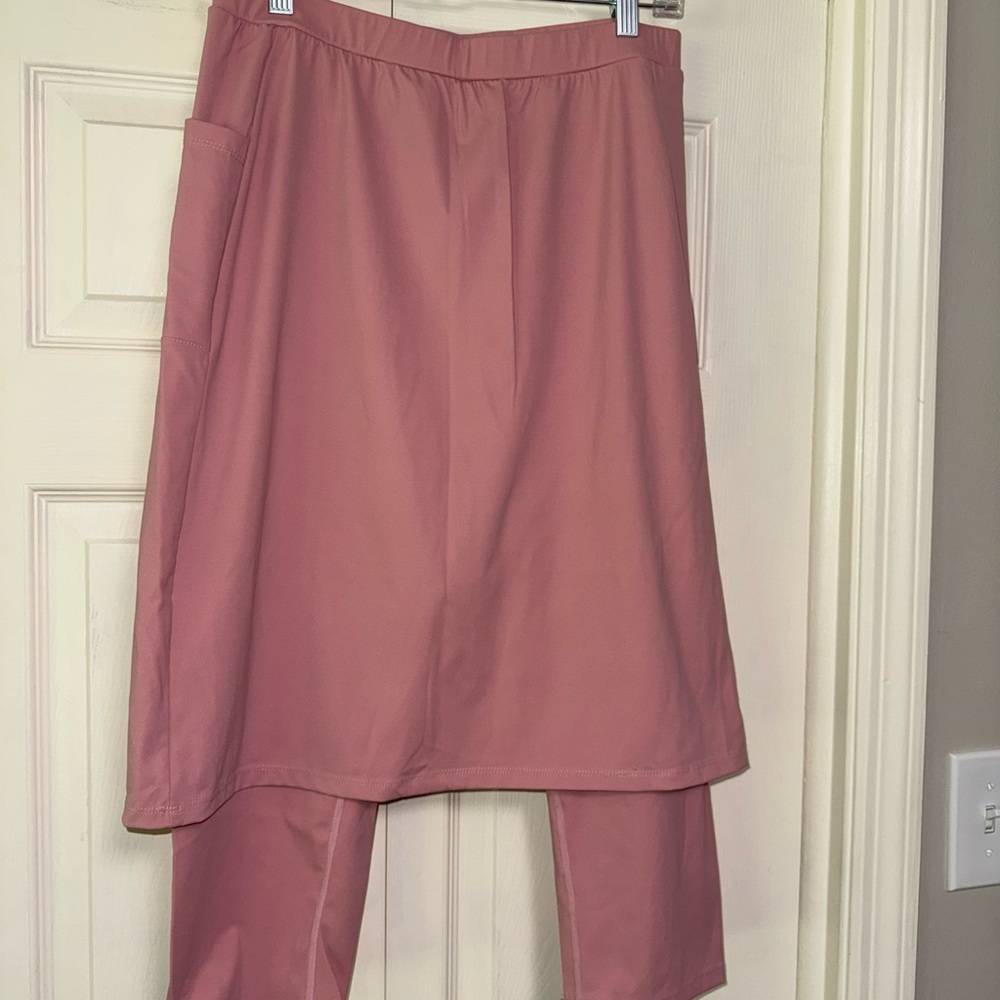 Elegant Pink Women's Skirt